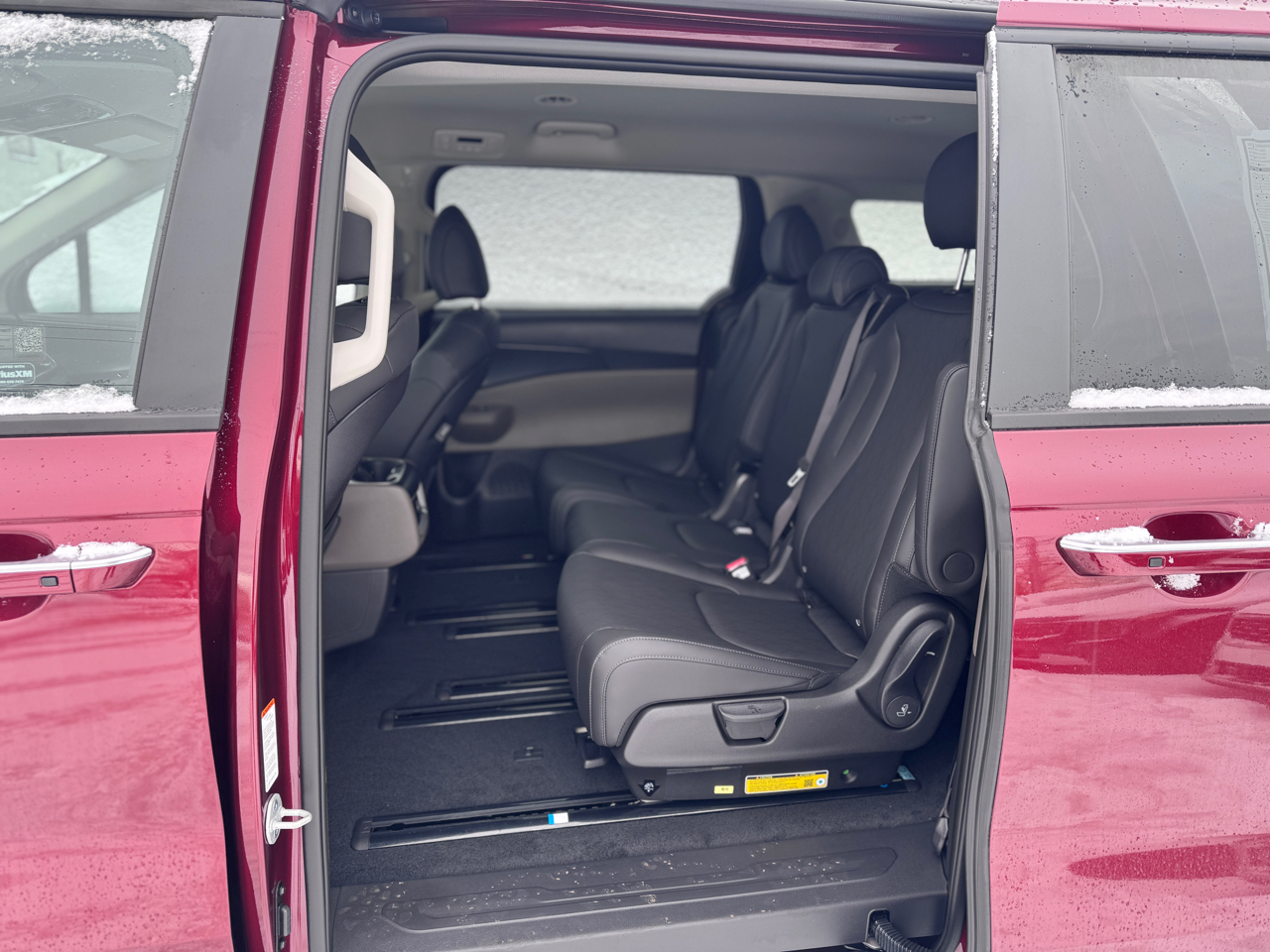 Kia Carnival LXS FWD 2026