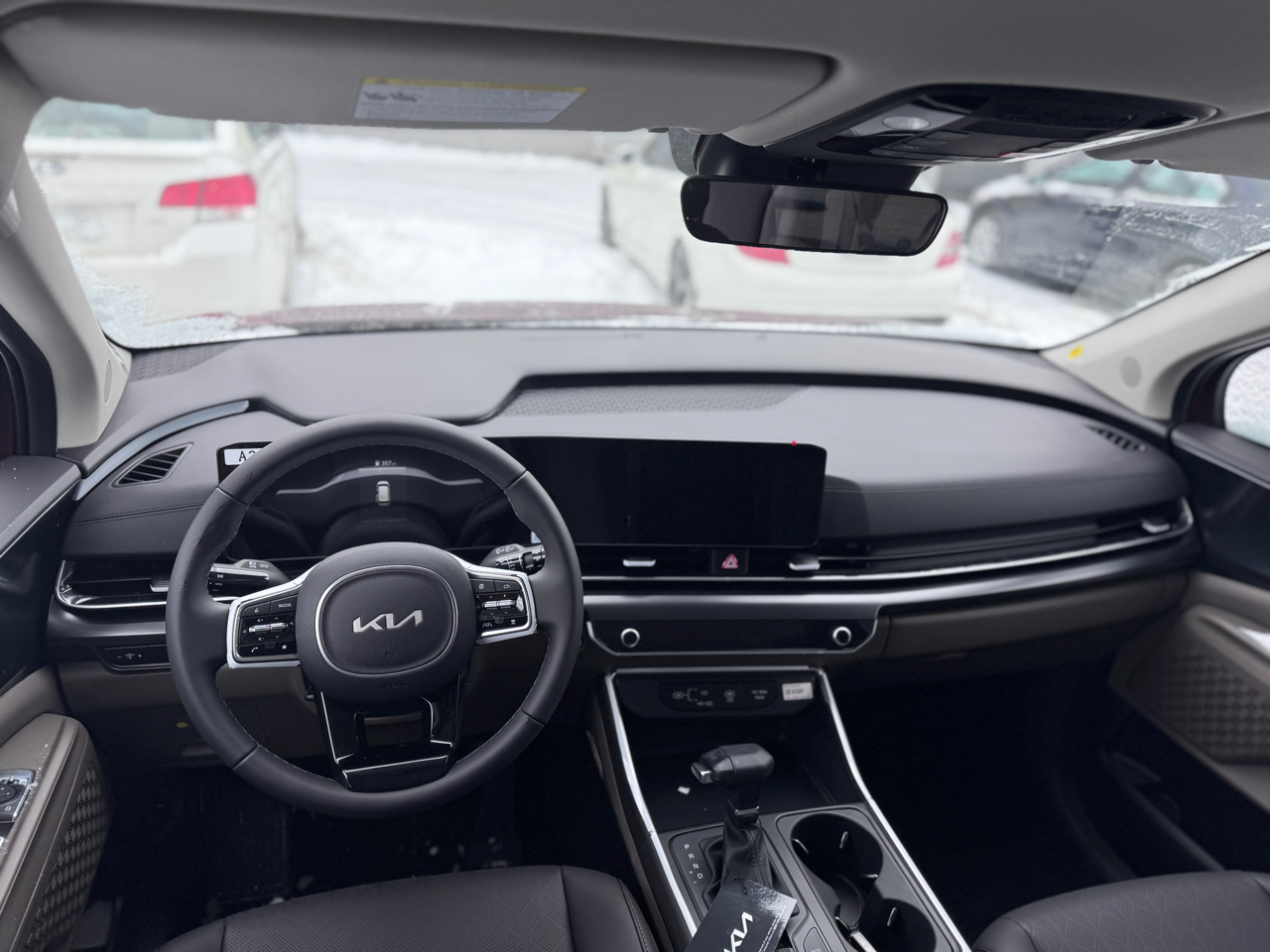 Kia Carnival LXS FWD 2026