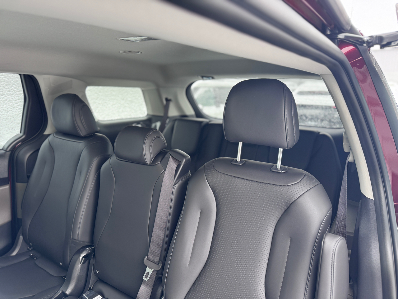 Kia Carnival LXS FWD 2026