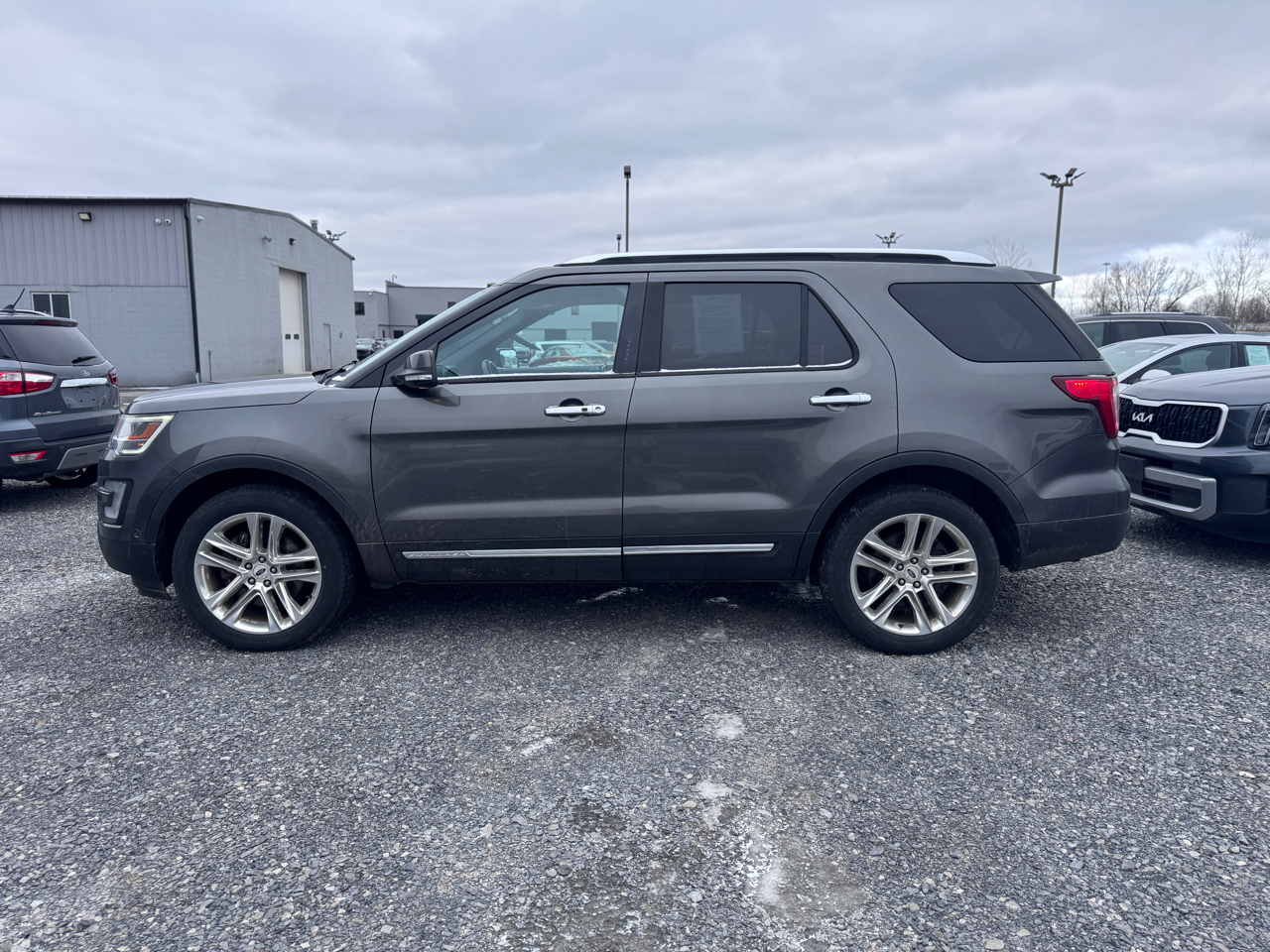 Ford Explorer Limited 4WD 2017