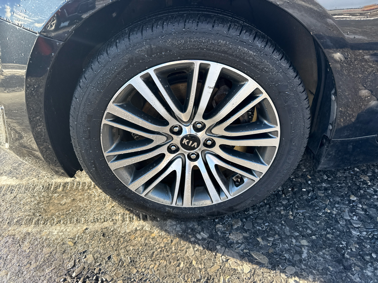 Kia Cadenza 4dr Sdn Premium 2016