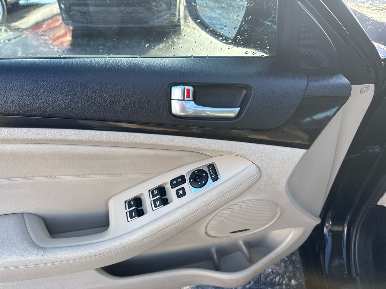 Kia Cadenza 4dr Sdn Premium 2016