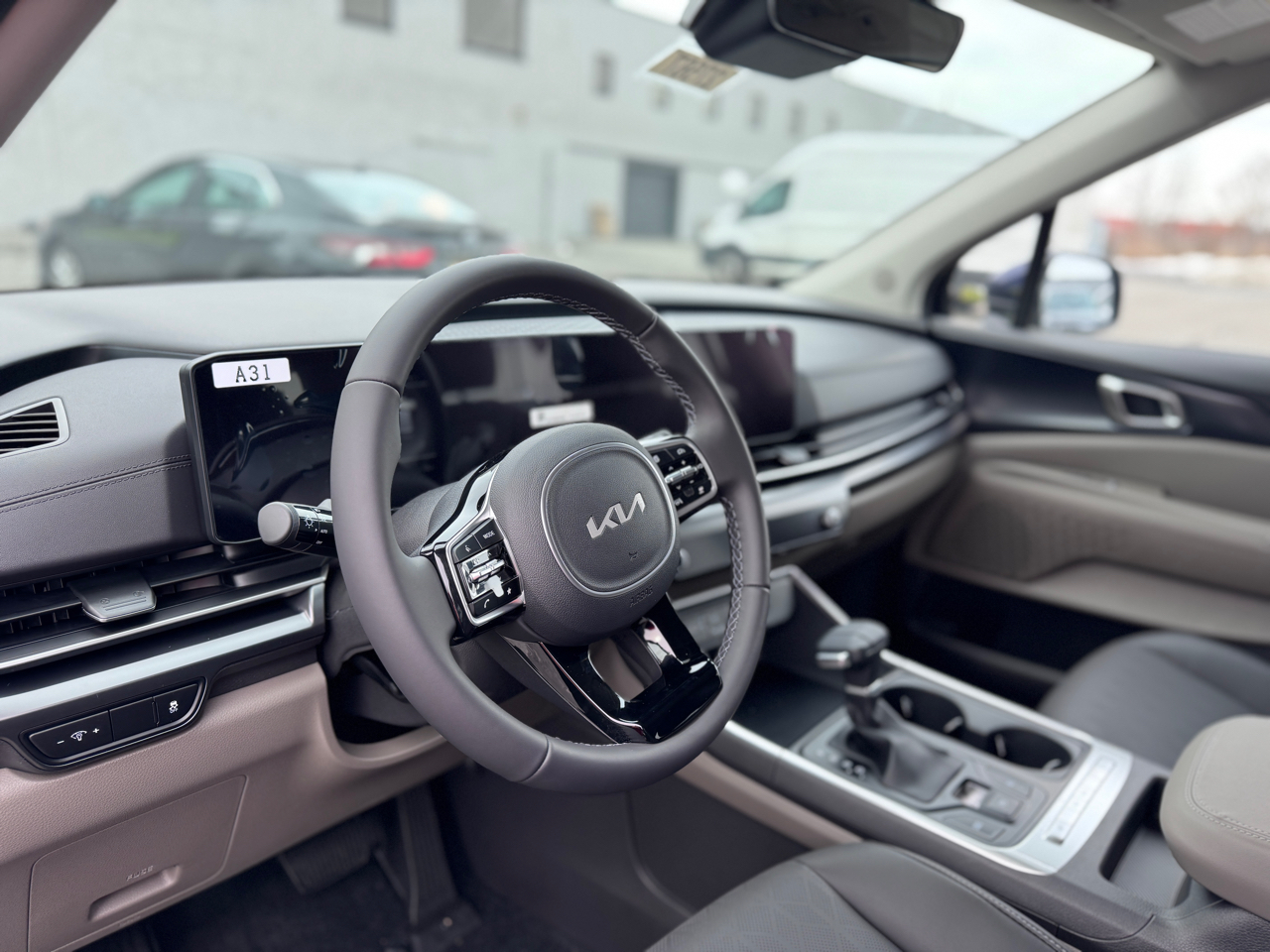 Kia Carnival LXS FWD 2026