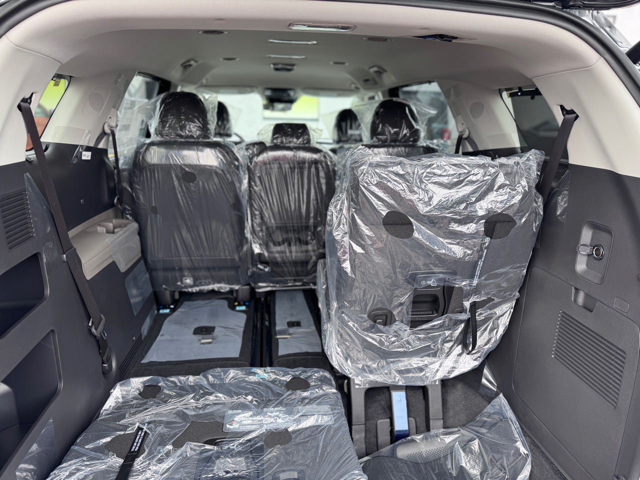 Kia Carnival EX FWD 2026