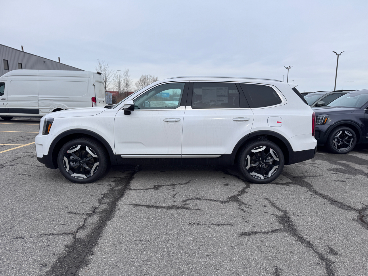 Kia Telluride S AWD 2025