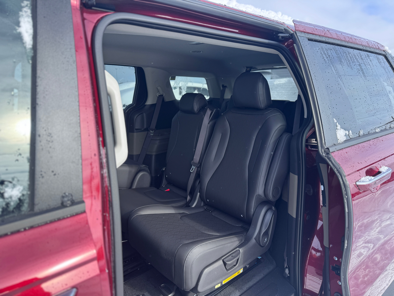 Kia Carnival LXS FWD 2026