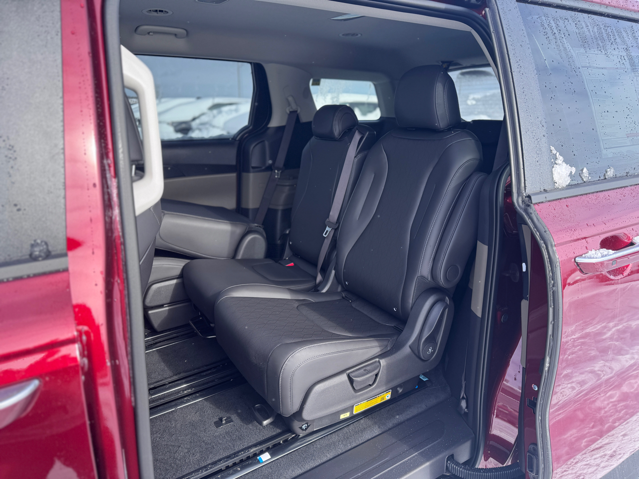 Kia Carnival LXS FWD 2026