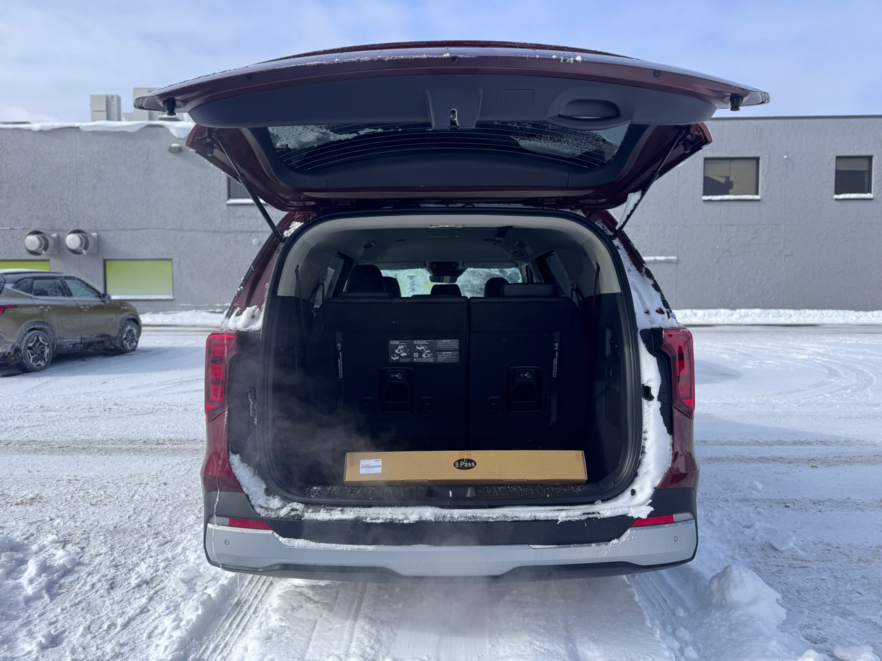 Kia Carnival LXS FWD 2026