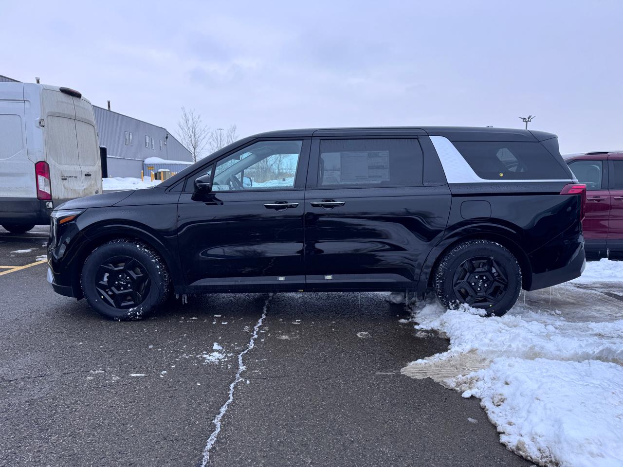 Kia Carnival LXS FWD 2026