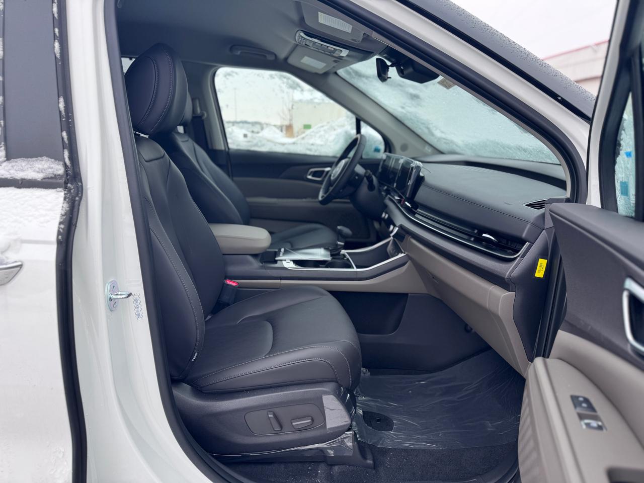 Kia Carnival EX FWD 2026