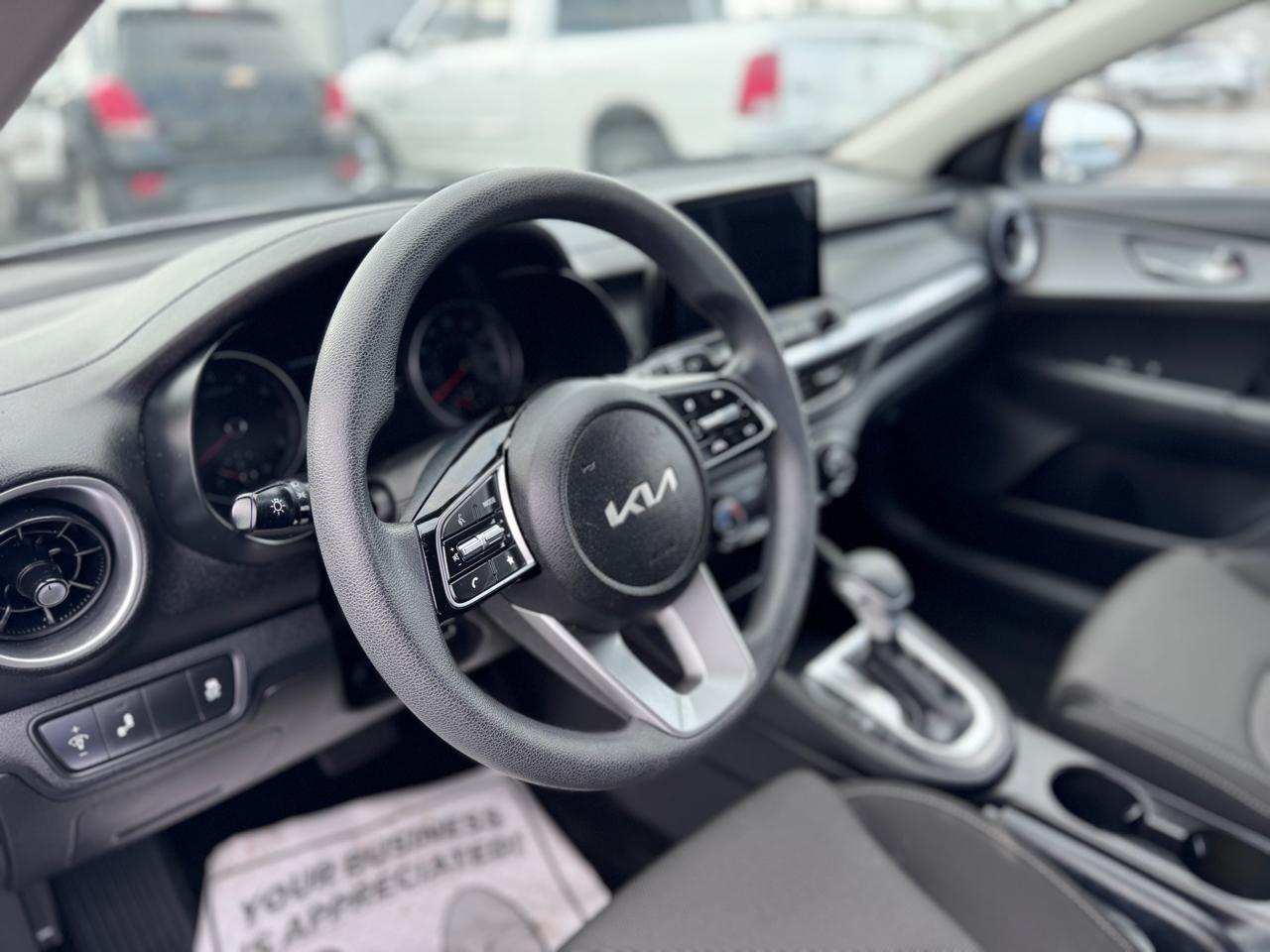 Kia Forte LXS IVT 2023