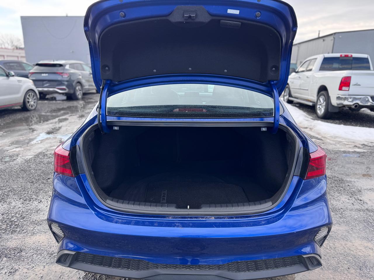 Kia Forte LXS IVT 2023