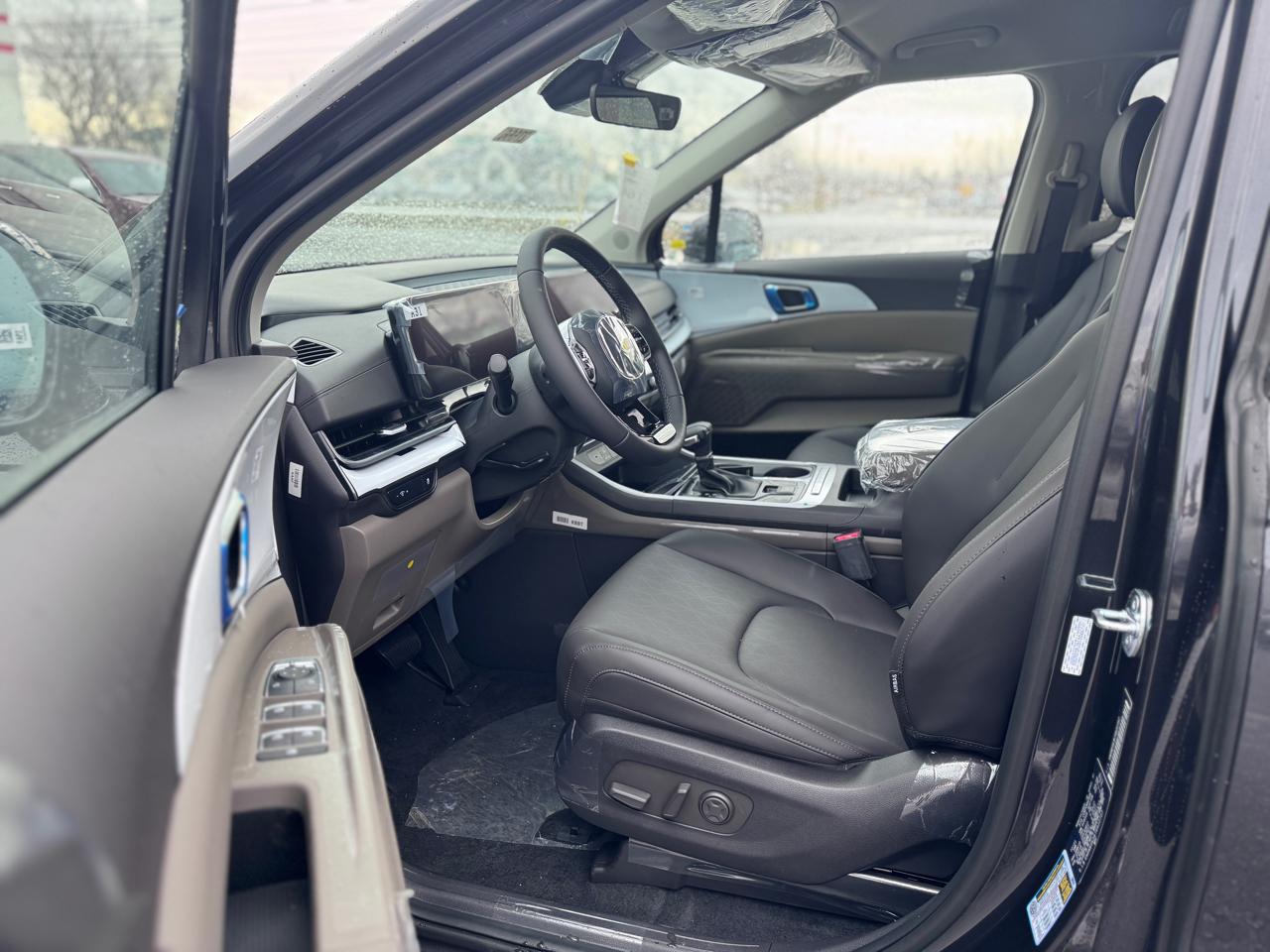 Kia Carnival LXS FWD 2026