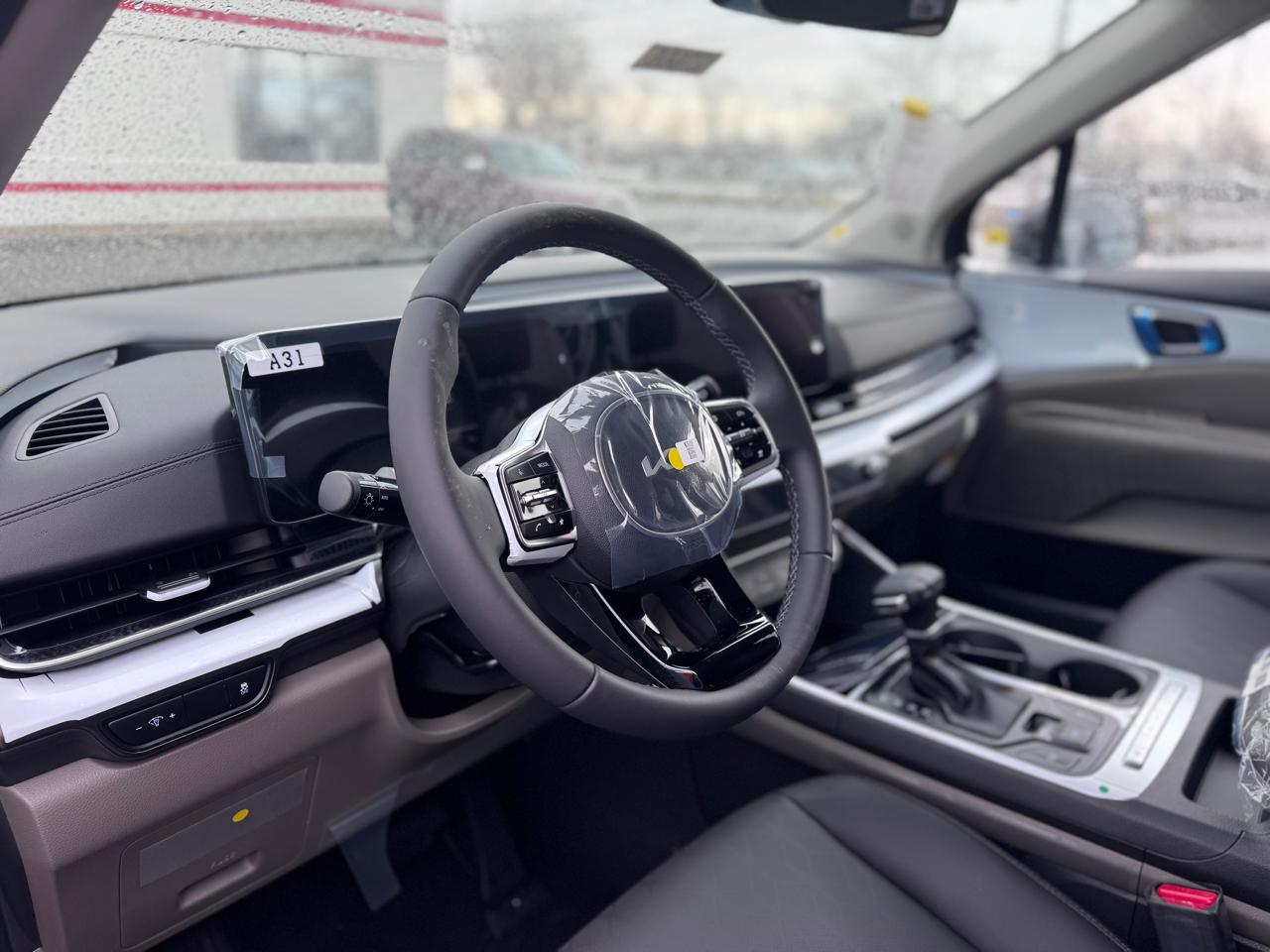 Kia Carnival LXS FWD 2026