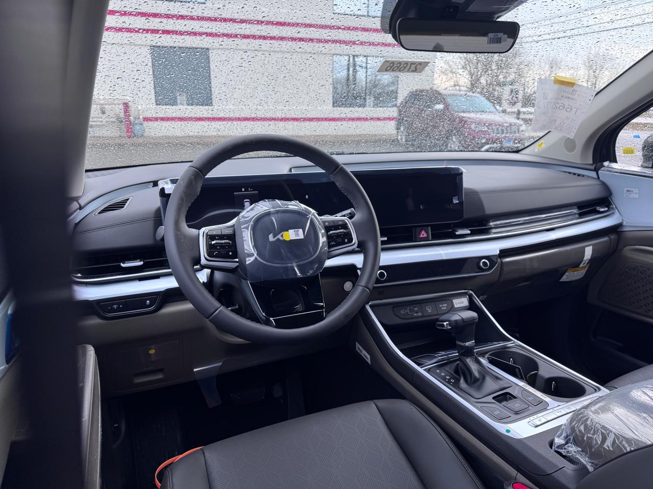 Kia Carnival LXS FWD 2026