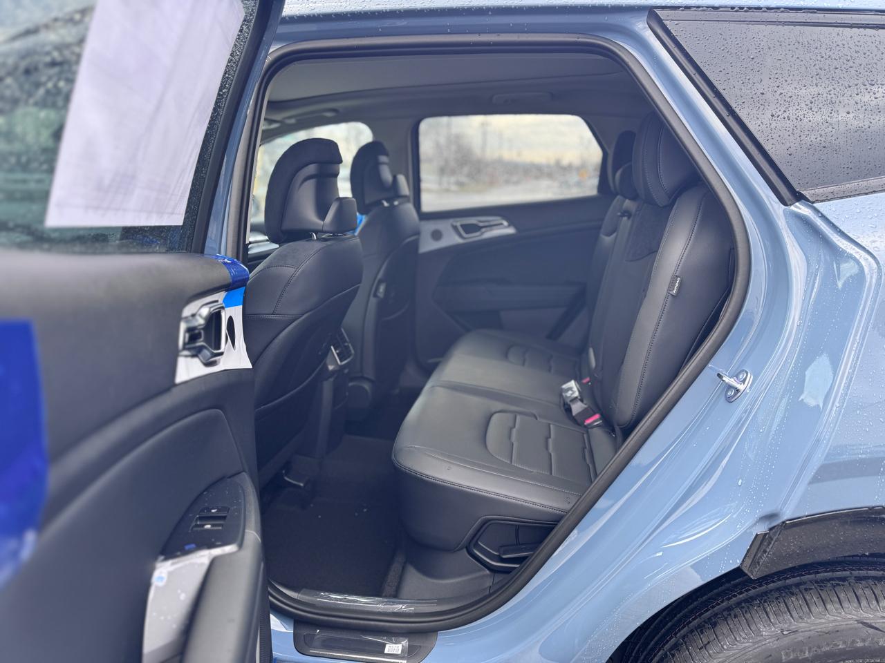 Kia Sorento Hybrid EX AWD 2026