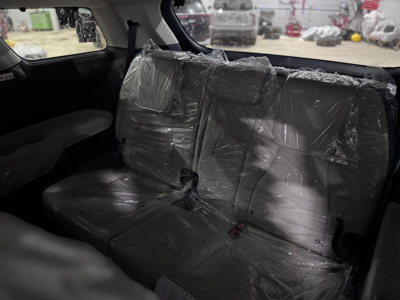 Kia Carnival EX FWD 2026