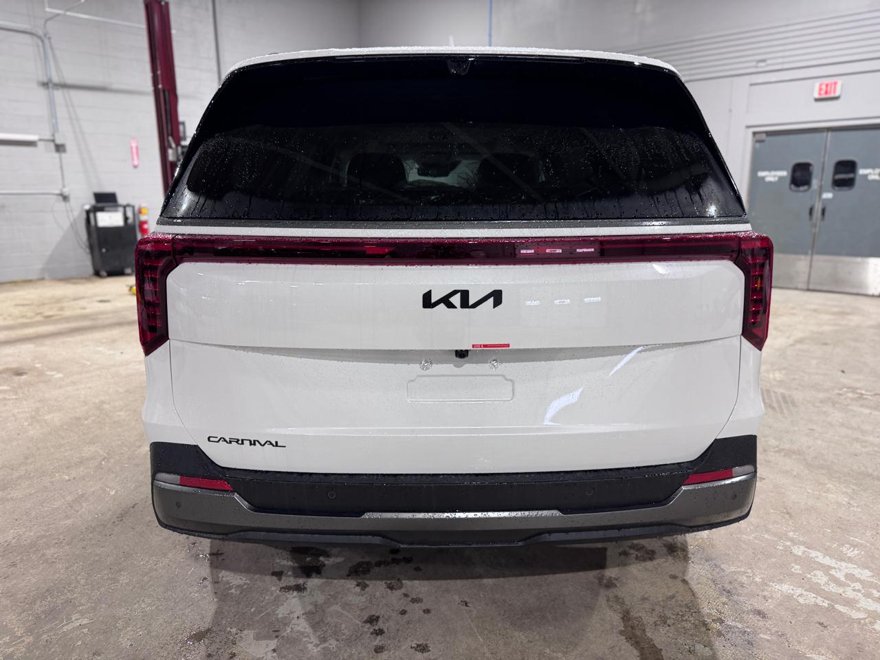 Kia Carnival SX FWD 2026