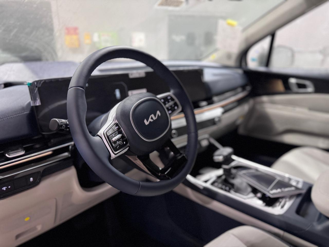 Kia Carnival SX FWD 2026