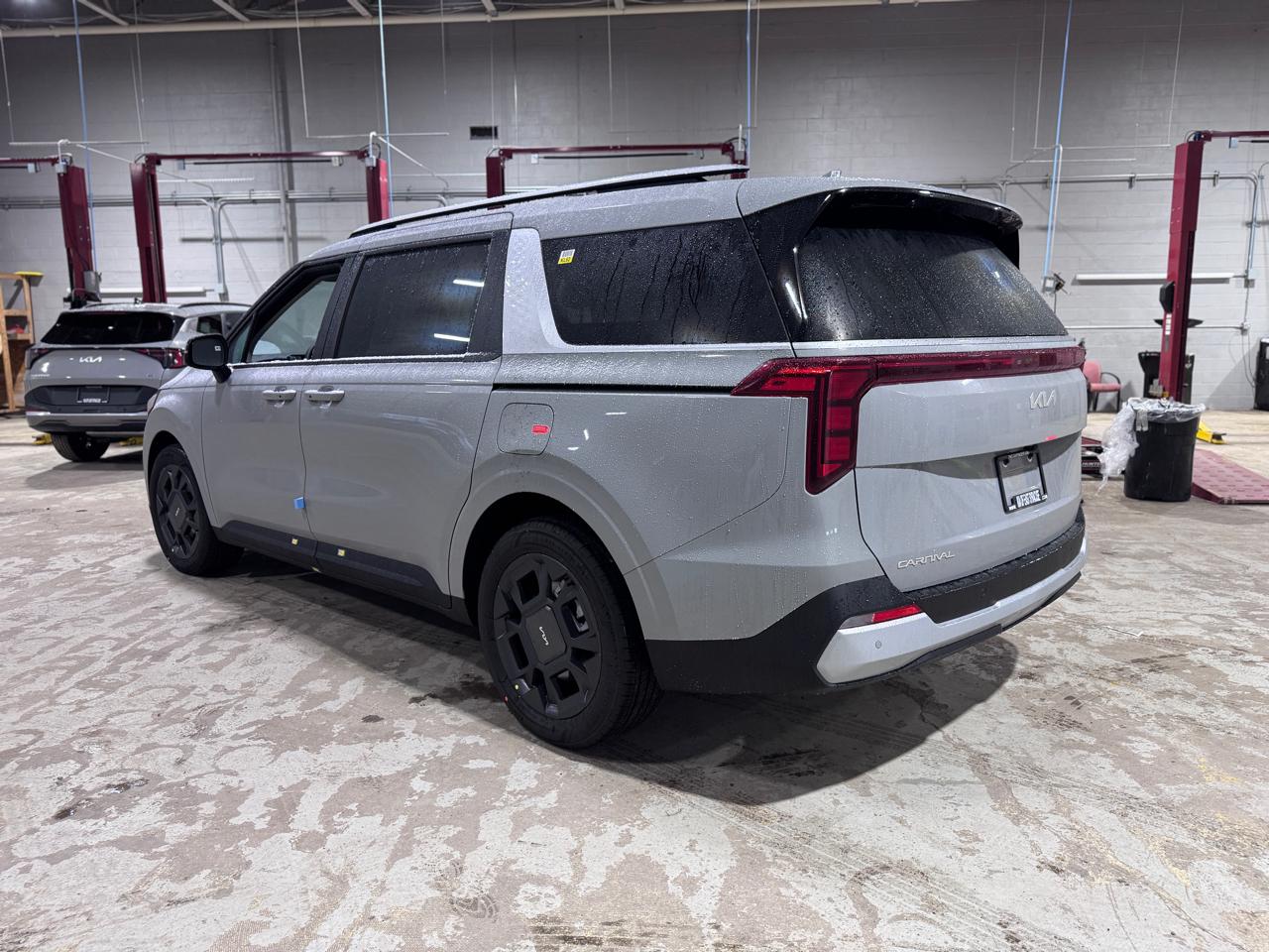 Kia Carnival Hybrid EX FWD 2026