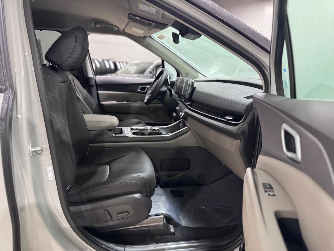 Kia Carnival Hybrid EX FWD 2026