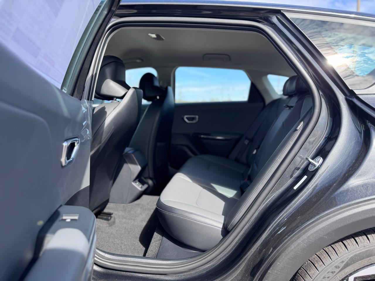 Kia K4 EX Sedan 2026