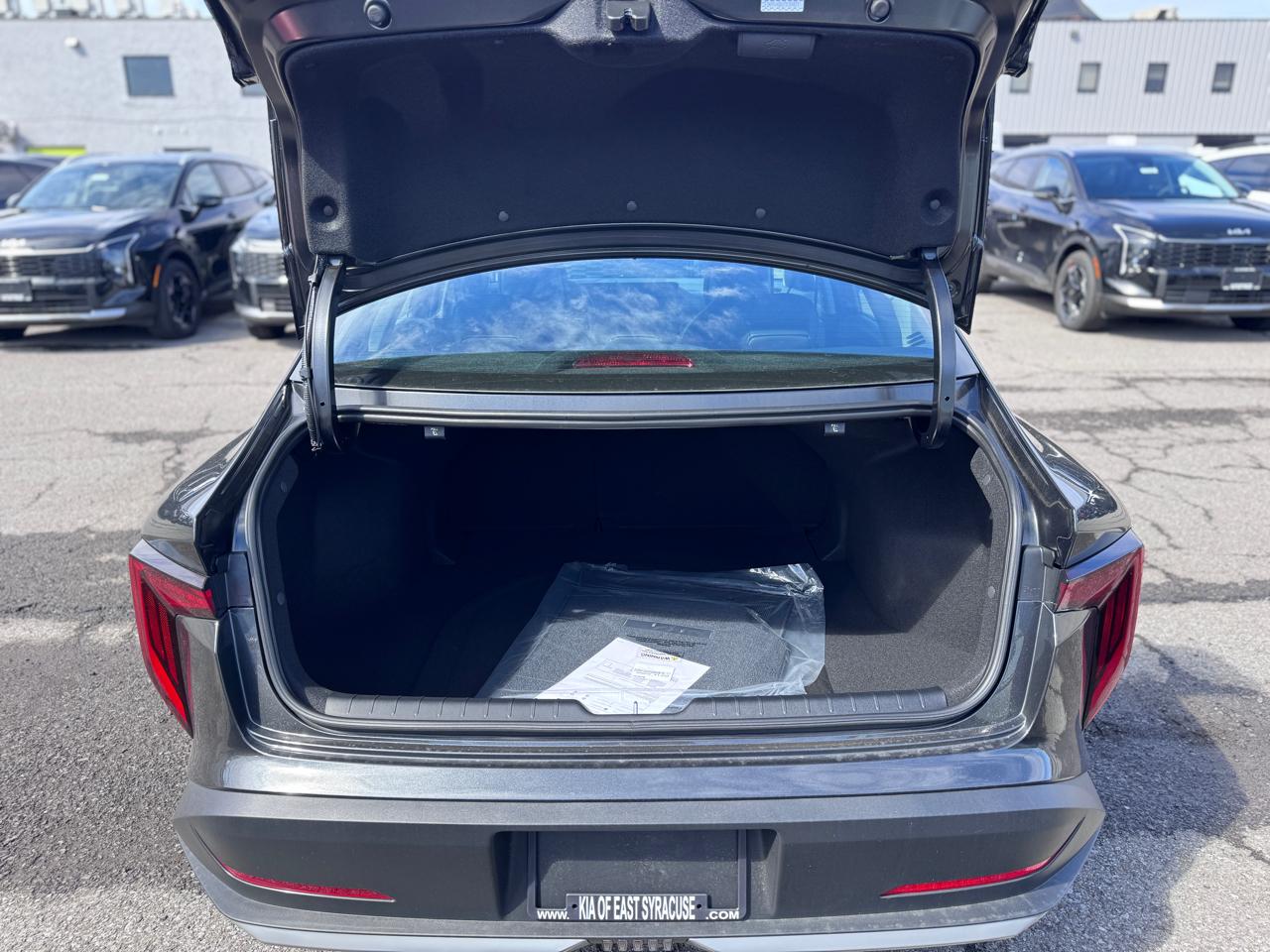 Kia K4 EX Sedan 2026