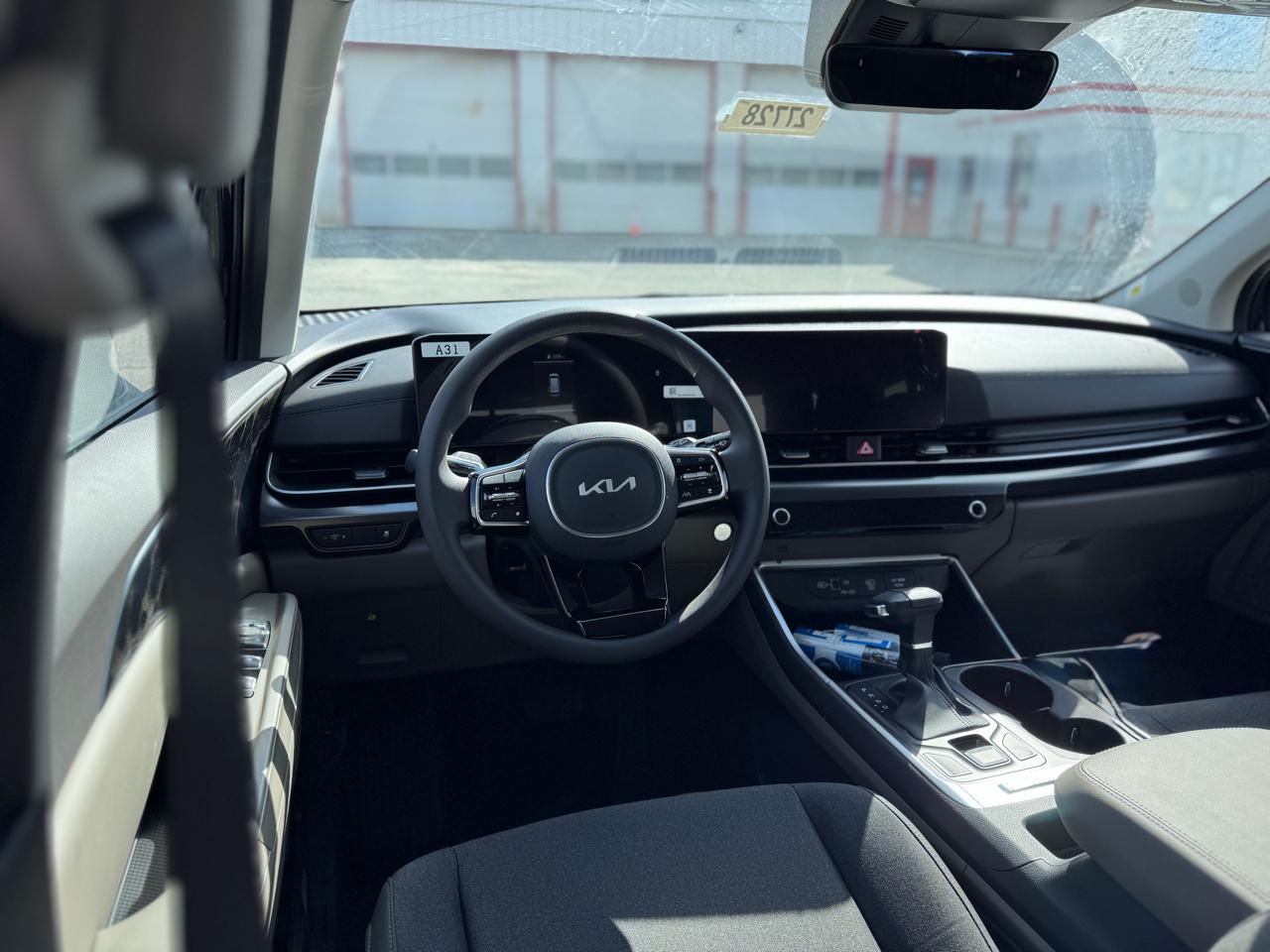 Kia Carnival LXS FWD 2026