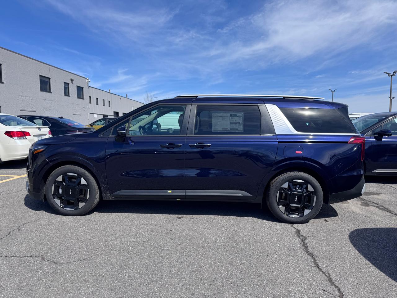 Kia Carnival EX FWD 2026