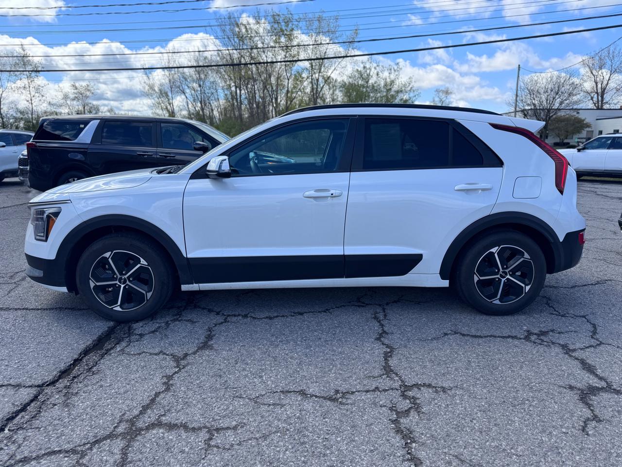 Kia Niro EX FWD 2023