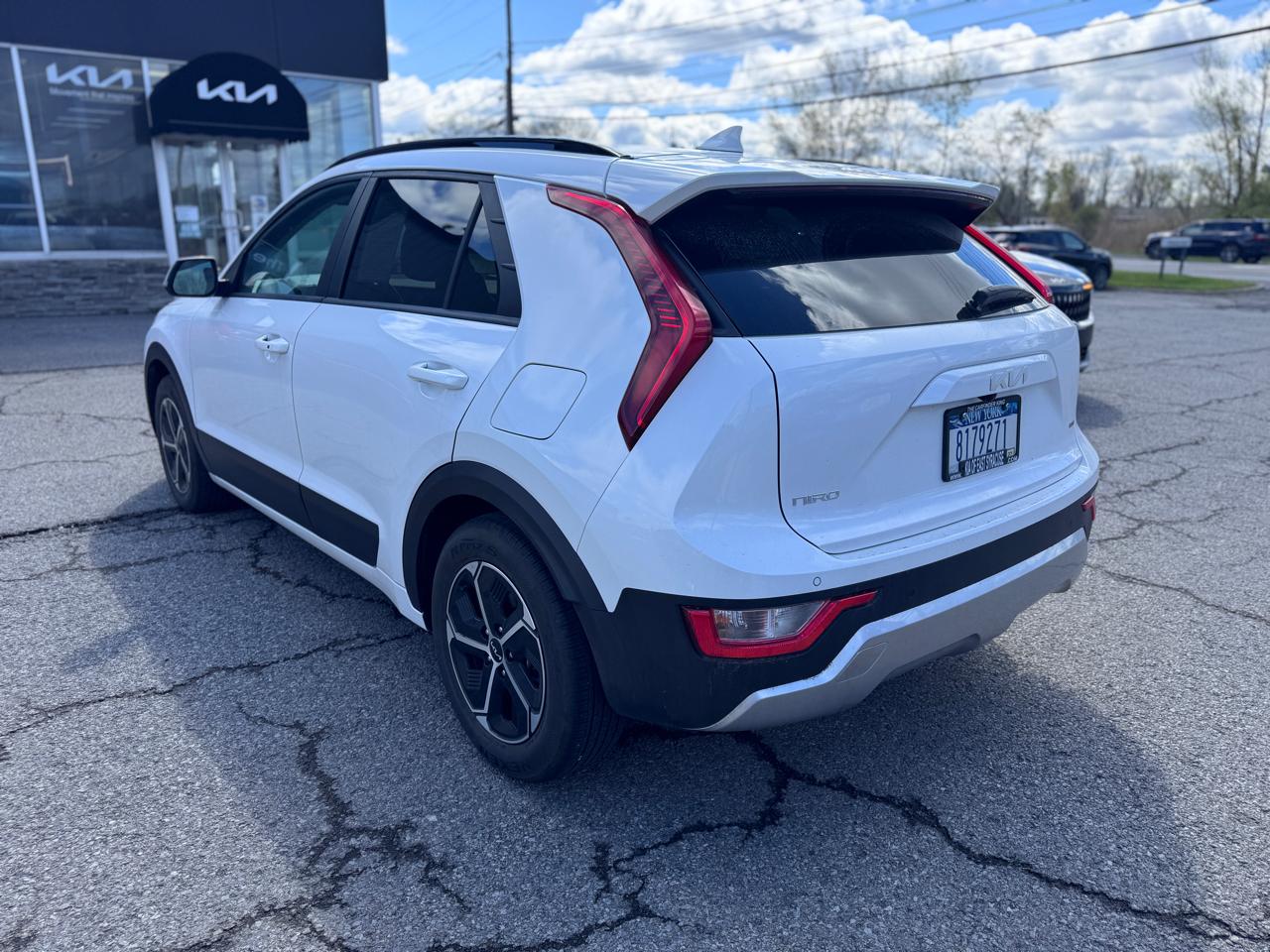 Kia Niro EX FWD 2023