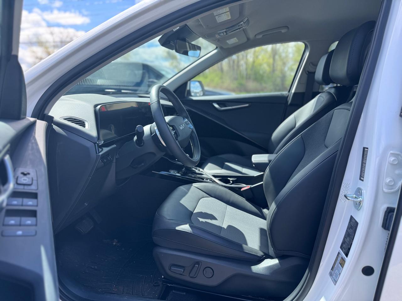 Kia Niro EX FWD 2023