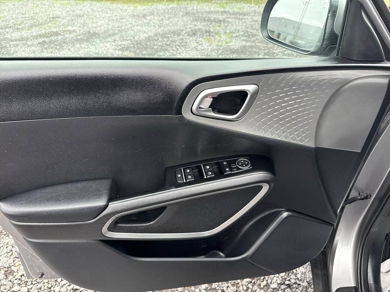 Kia Soul LX IVT 2023