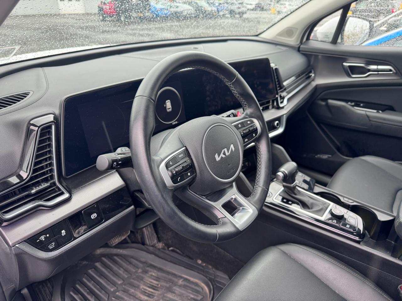 Kia Sportage SX FWD 2024