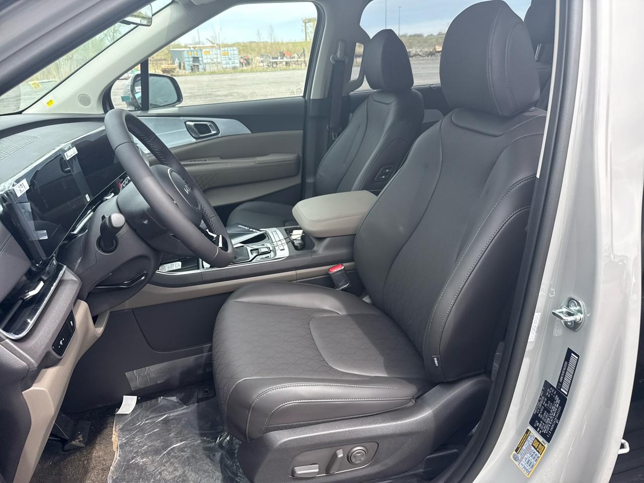 Kia Carnival EX FWD 2026