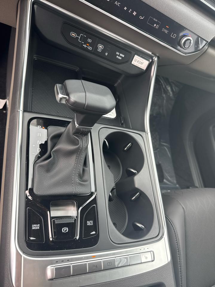 Kia Carnival EX FWD 2026