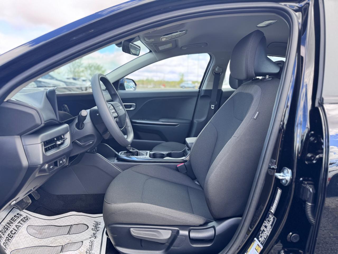 Kia K4 LXS Sedan 2026