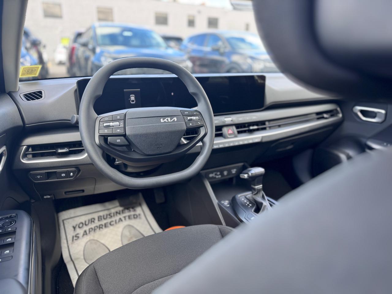 Kia K4 LXS Sedan 2026