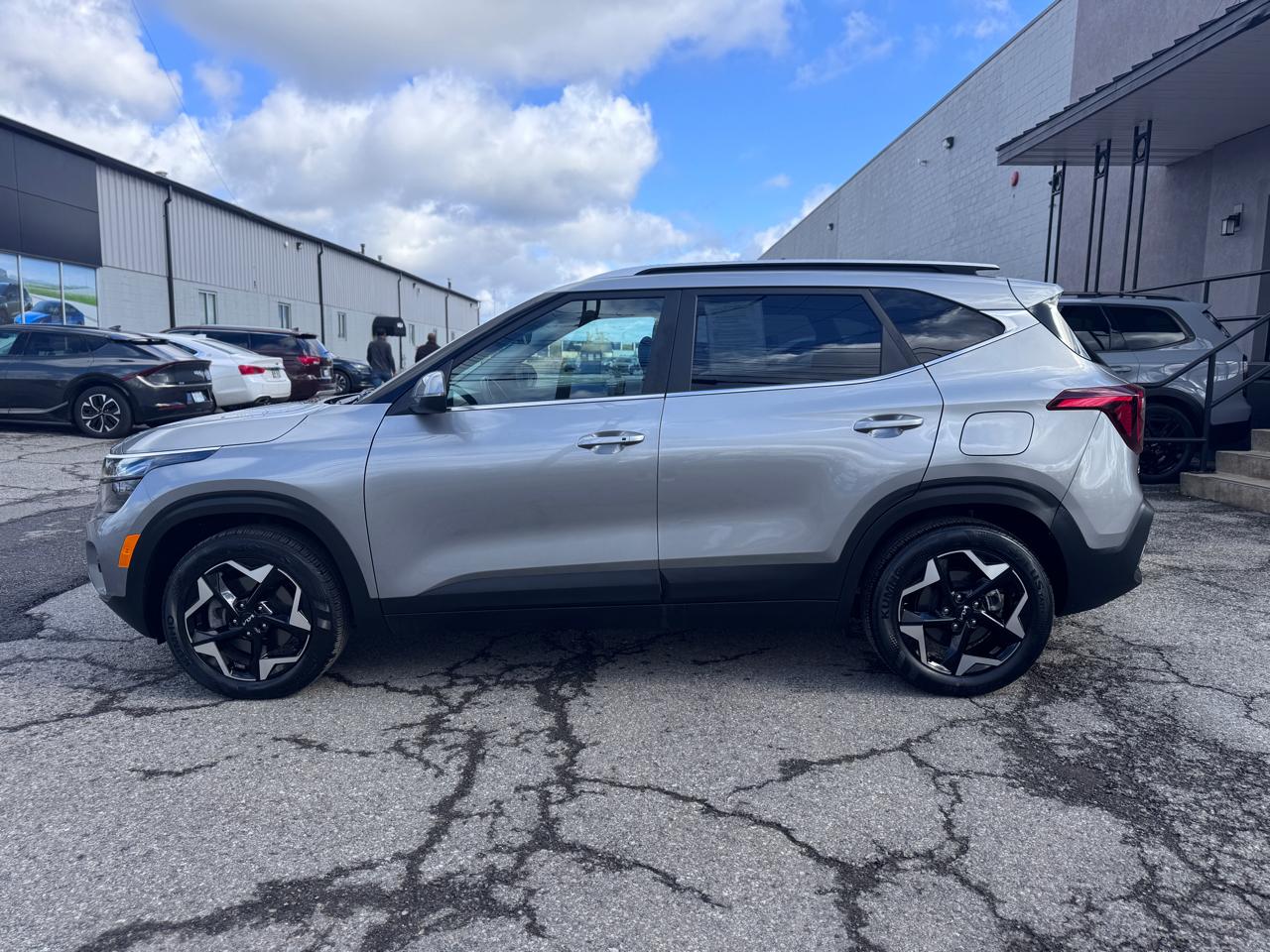 Kia Seltos EX IVT AWD 2025
