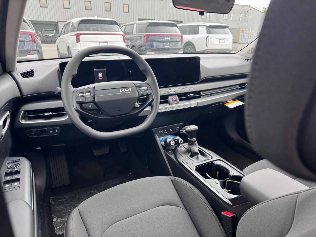 Kia K4 LXS Sedan 2026