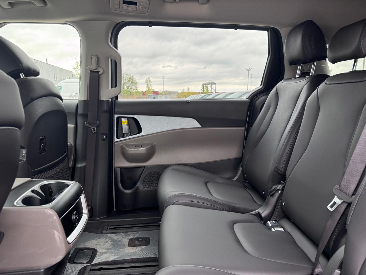 Kia Carnival Hybrid EX FWD 2026