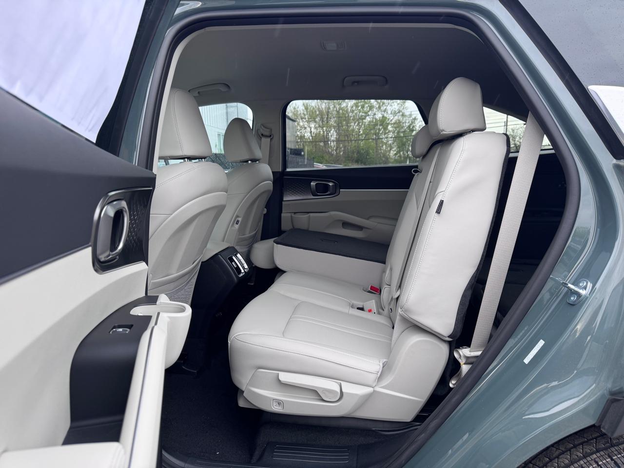 Kia Sorento Hybrid EX AWD 2026