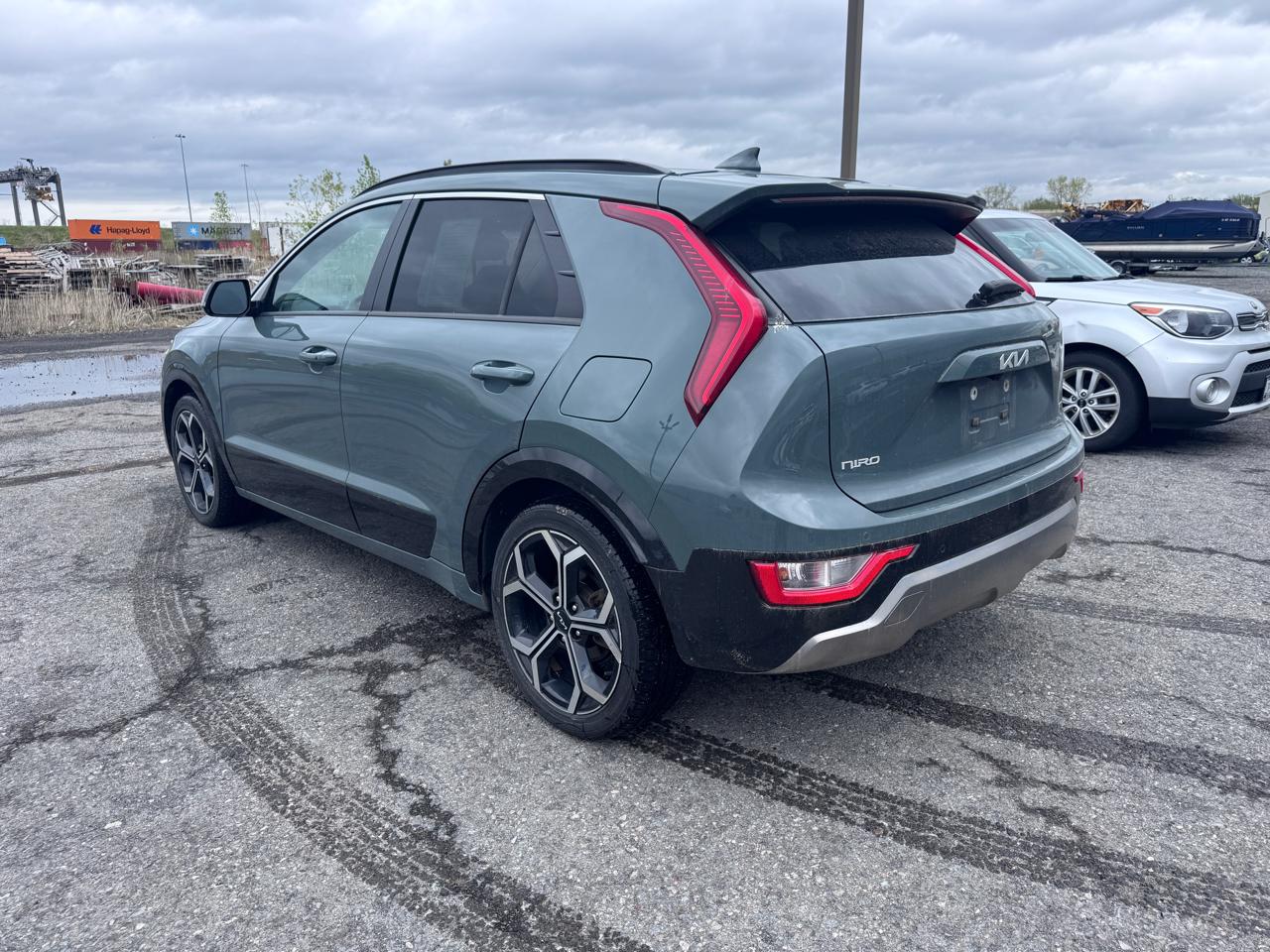 Kia Niro EX Touring FWD 2023