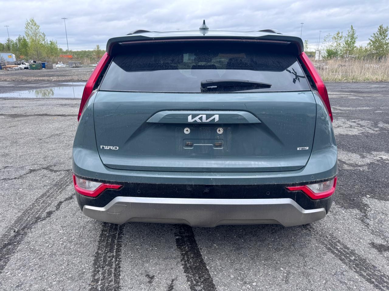 Kia Niro EX Touring FWD 2023