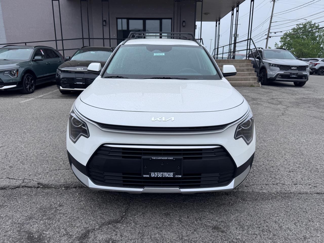 Kia Niro LX FWD 2026