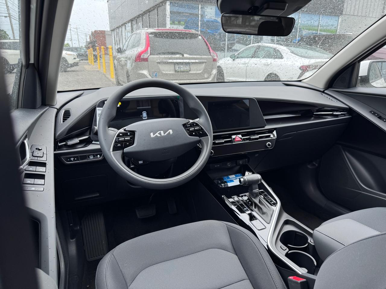 Kia Niro LX FWD 2026