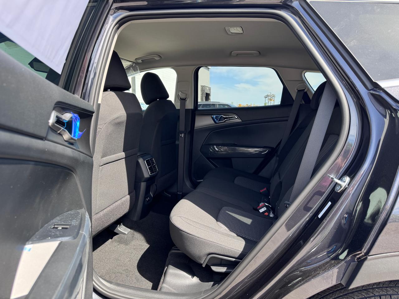 Kia Sportage LX AWD 2026