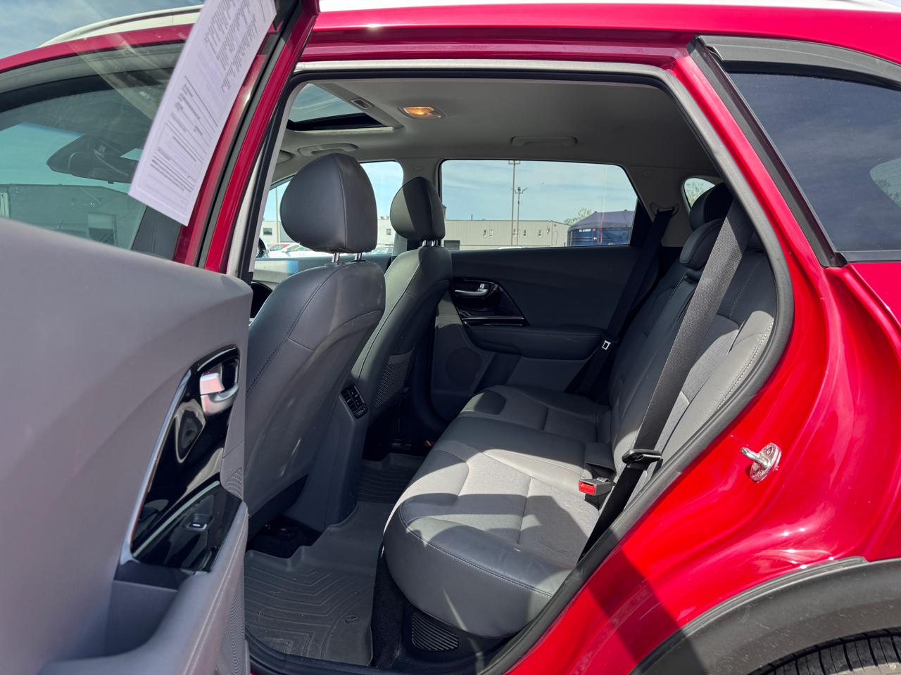 Kia Niro EX FWD 2017