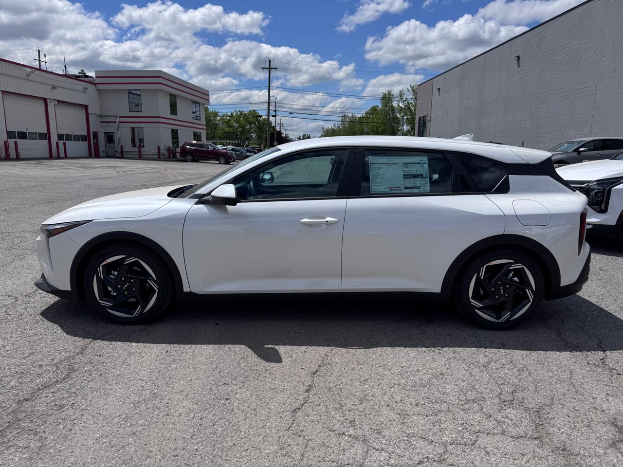 Kia K4 Hatchback EX FWD 2026