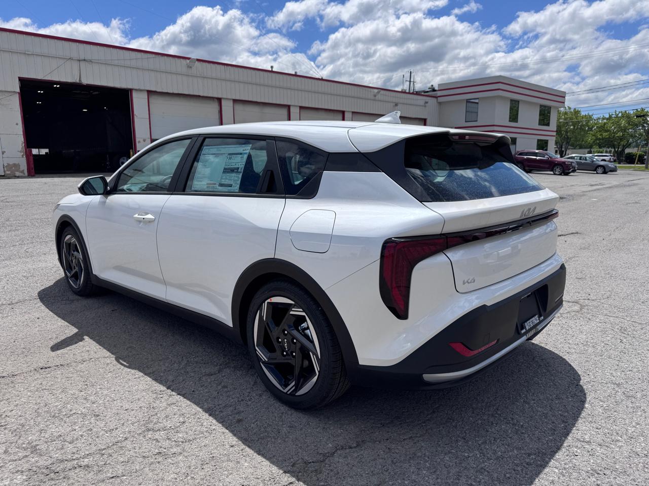 Kia K4 Hatchback EX FWD 2026